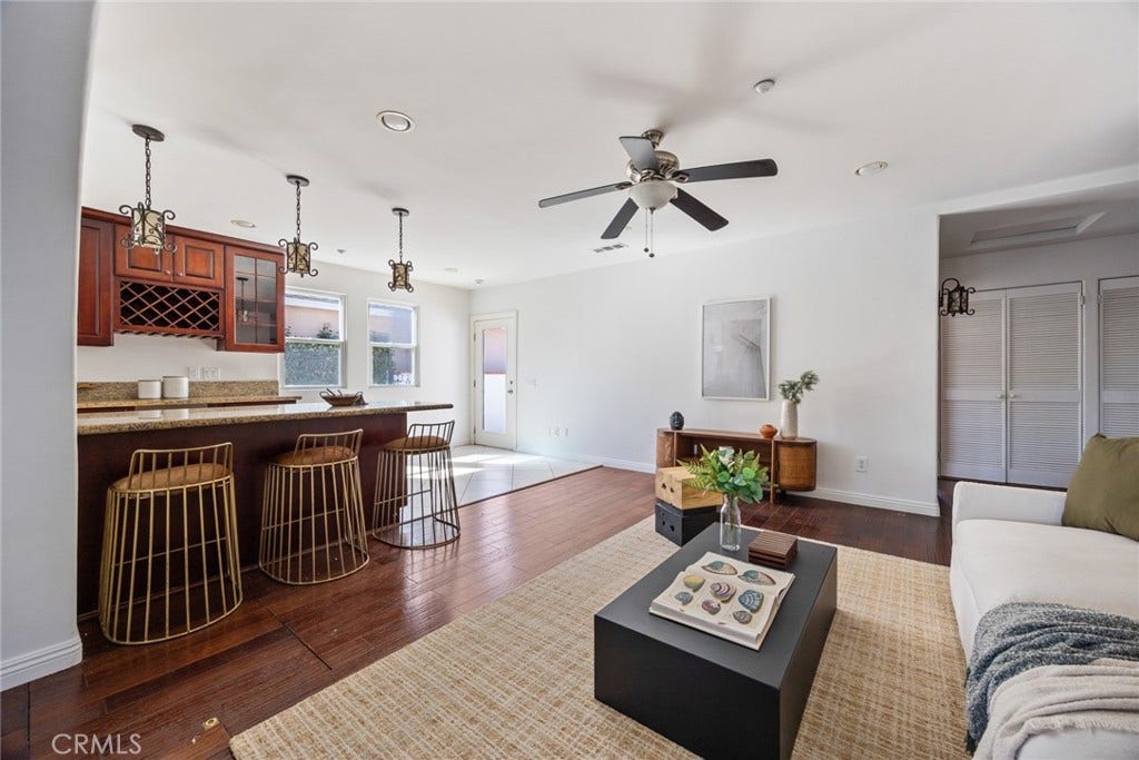 407 Daroca Avenue, San Gabriel, CA 91775 Family Room/Bar