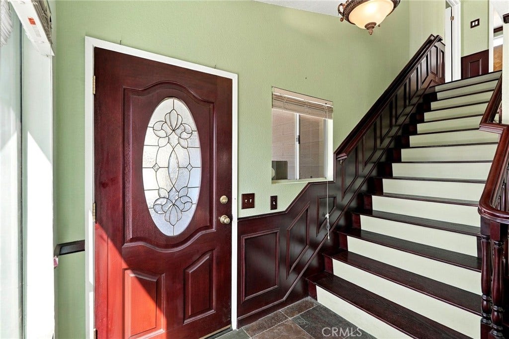 19015 Envoy, Corona, CA 92881