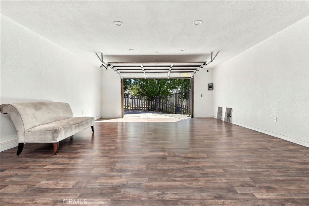 19015 Envoy, Corona, CA 92881