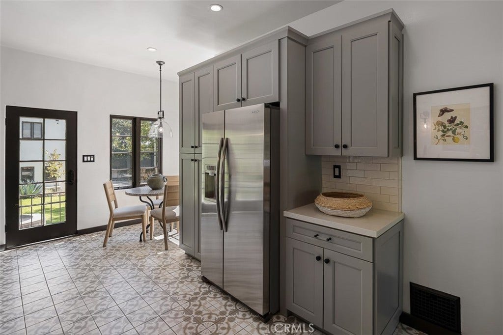 2098 Roosevelt, Altadena, CA 91001