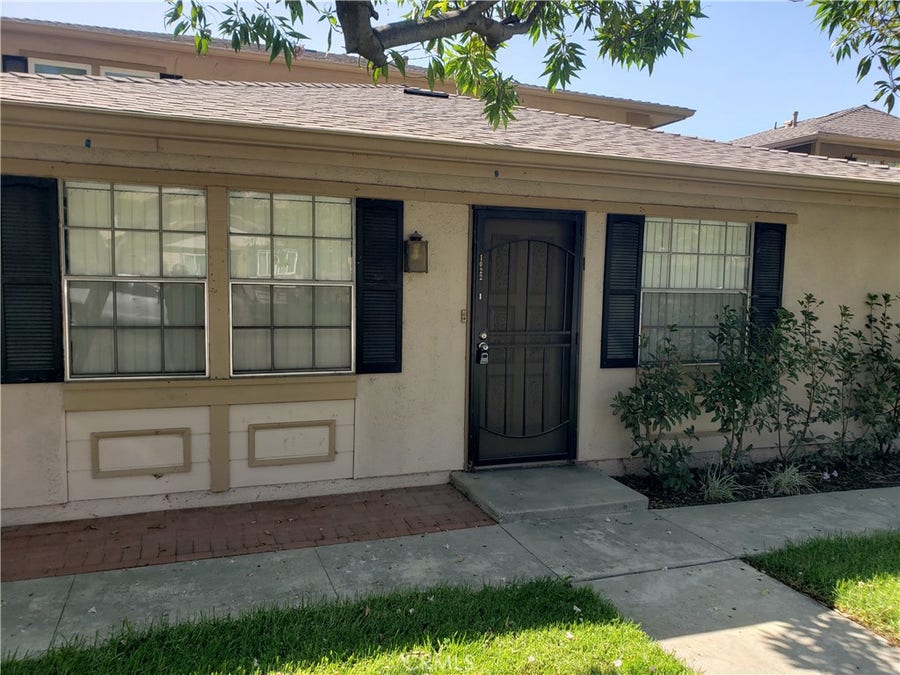 Property photo for 1022 W Calle De Las Estrellas, Azusa, CA