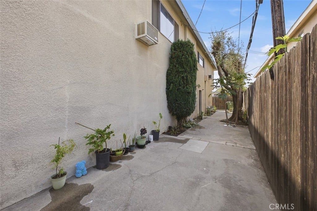 411 N Chapel, Alhambra, CA 91801 411 N Chapel, Alhambra, CA 91801