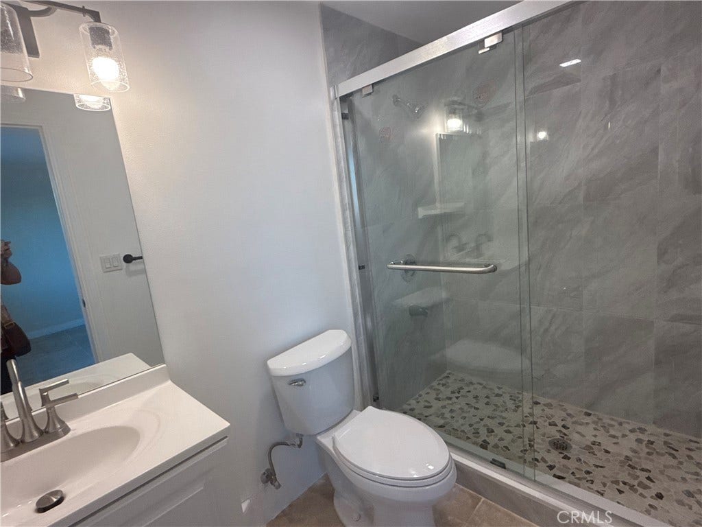 857 League, La Puente, CA 91744