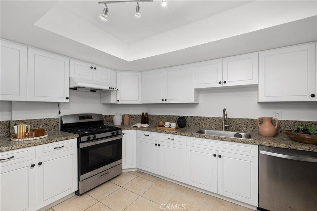 300 S Reno Street, #303, Los Angeles, CA 90057