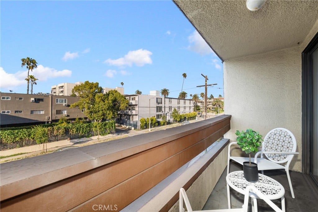 300 S Reno Street, #303, Los Angeles, CA 90057
