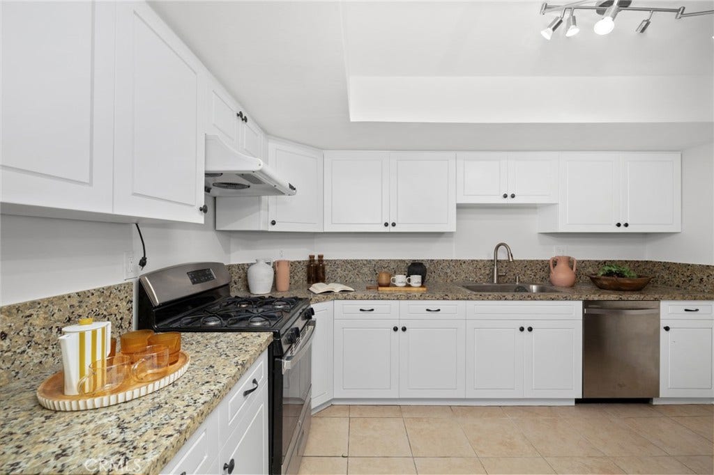 300 S Reno Street, #303, Los Angeles, CA 90057
