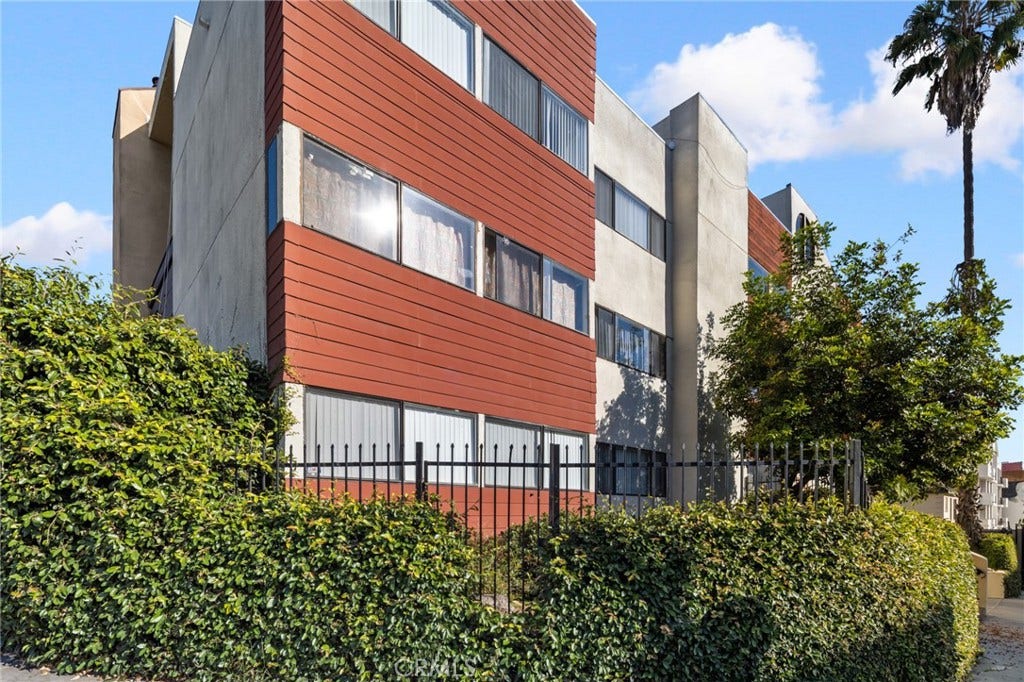 300 S Reno Street, #303, Los Angeles, CA 90057