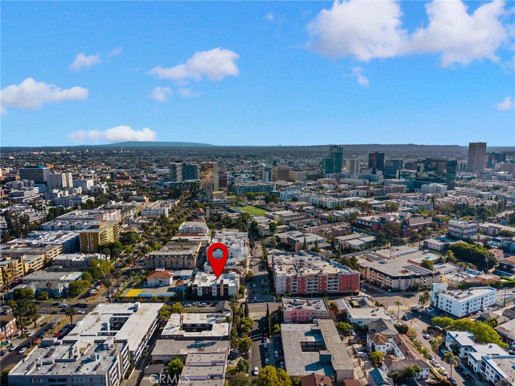 300 S Reno Street, #303, Los Angeles, CA 90057