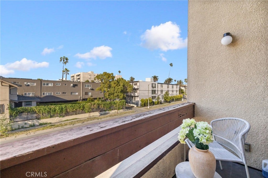 300 S Reno Street, #303, Los Angeles, CA 90057