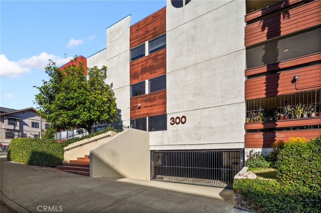 300 S Reno Street, #303, Los Angeles, CA 90057