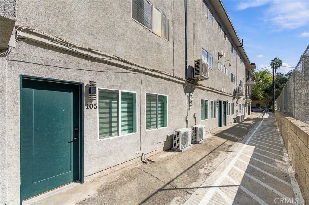 435 N Euclid, Pasadena, CA 91101