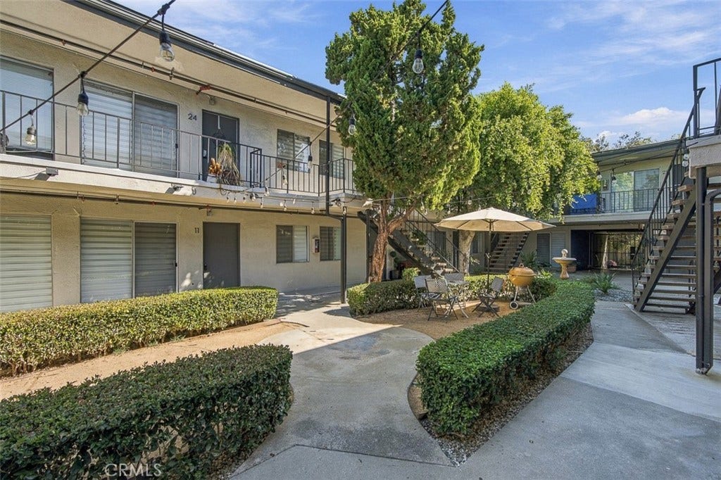 435 N Euclid, Pasadena, CA 91101
