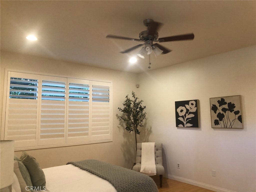 380 S Orange Grove Bl, #8, Pasadena, CA 91105 380 S Orange Grove Bl, #8, Pasadena, CA 91105
