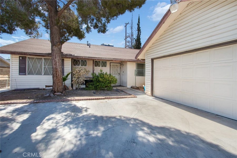 Property photo for 1628 Paloma, Barstow, CA
