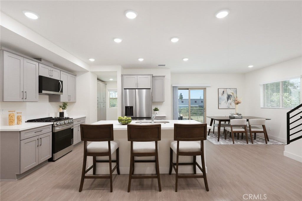 2461 1st Avenue, La Verne, CA 91750 2461 1st Avenue, La Verne, CA 91750