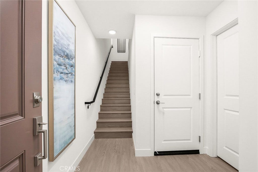 2461 1st Avenue, La Verne, CA 91750 2461 1st Avenue, La Verne, CA 91750