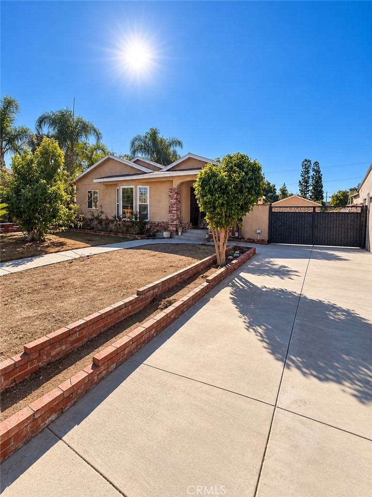 1106 E Charlinda, West Covina, CA 91790 1106 E Charlinda, West Covina, CA 91790