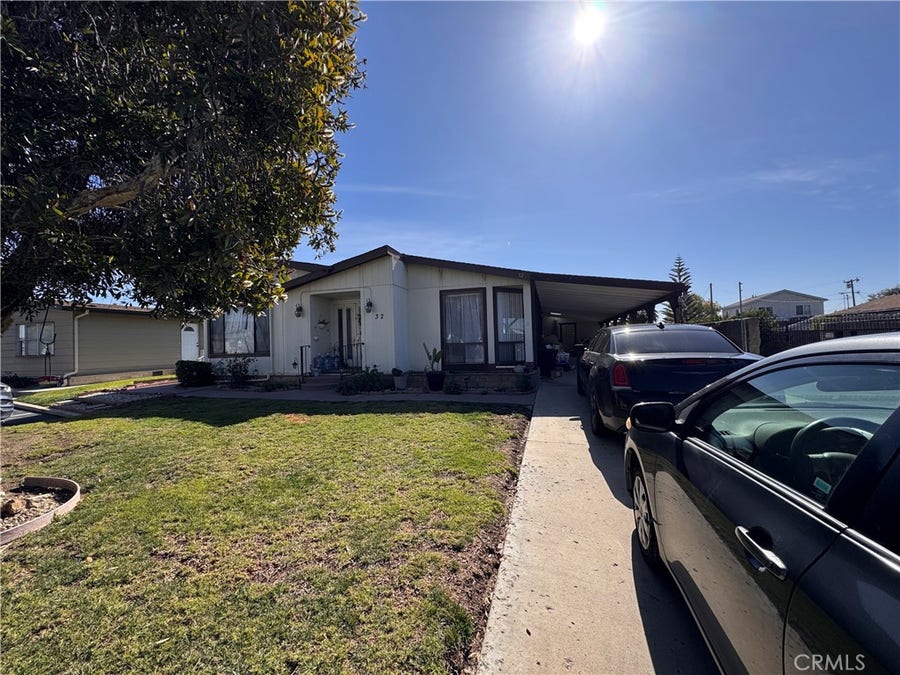 Property photo for 32 Poinsettia Gardens, Ventura, CA