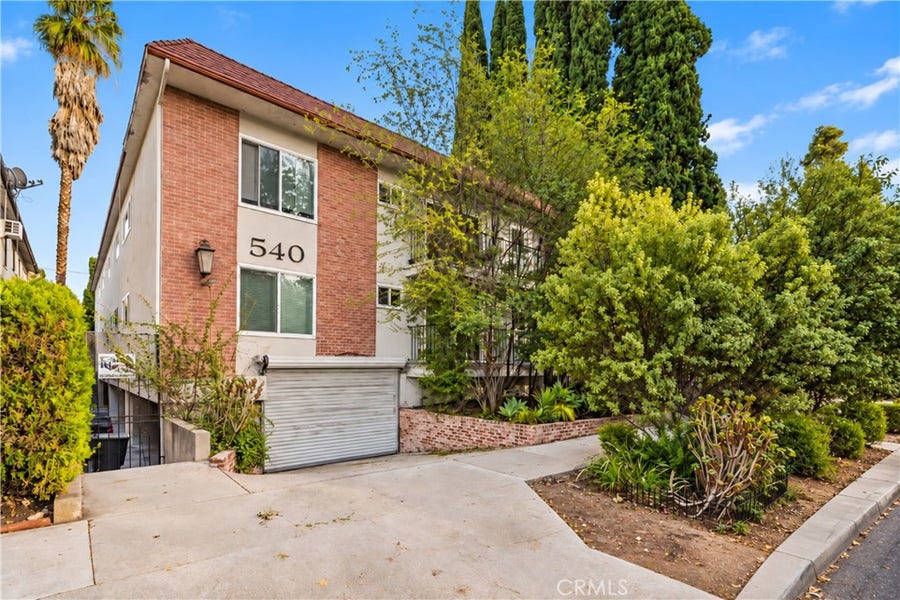 Property photo for 540 N Croft Avenue, #5, Los Angeles, CA