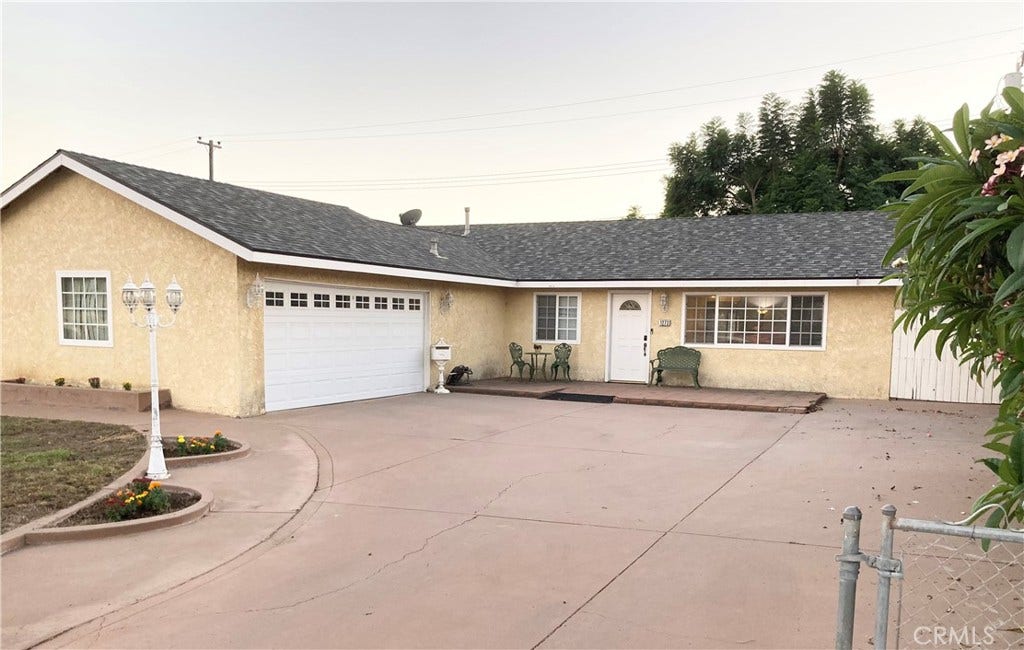 1273 Elsinor Avenue, Ventura, CA 93004 Front View from street