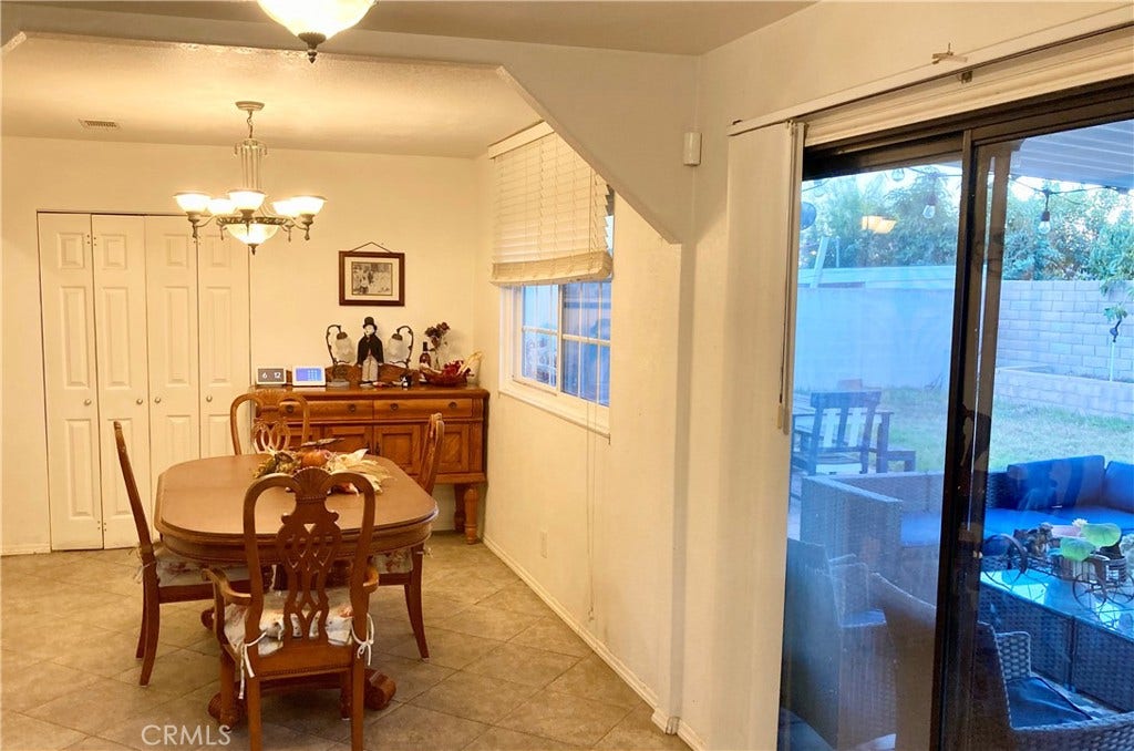 1273 Elsinor Avenue, Ventura, CA 93004 Dining Room view to Patios & Rear Yard