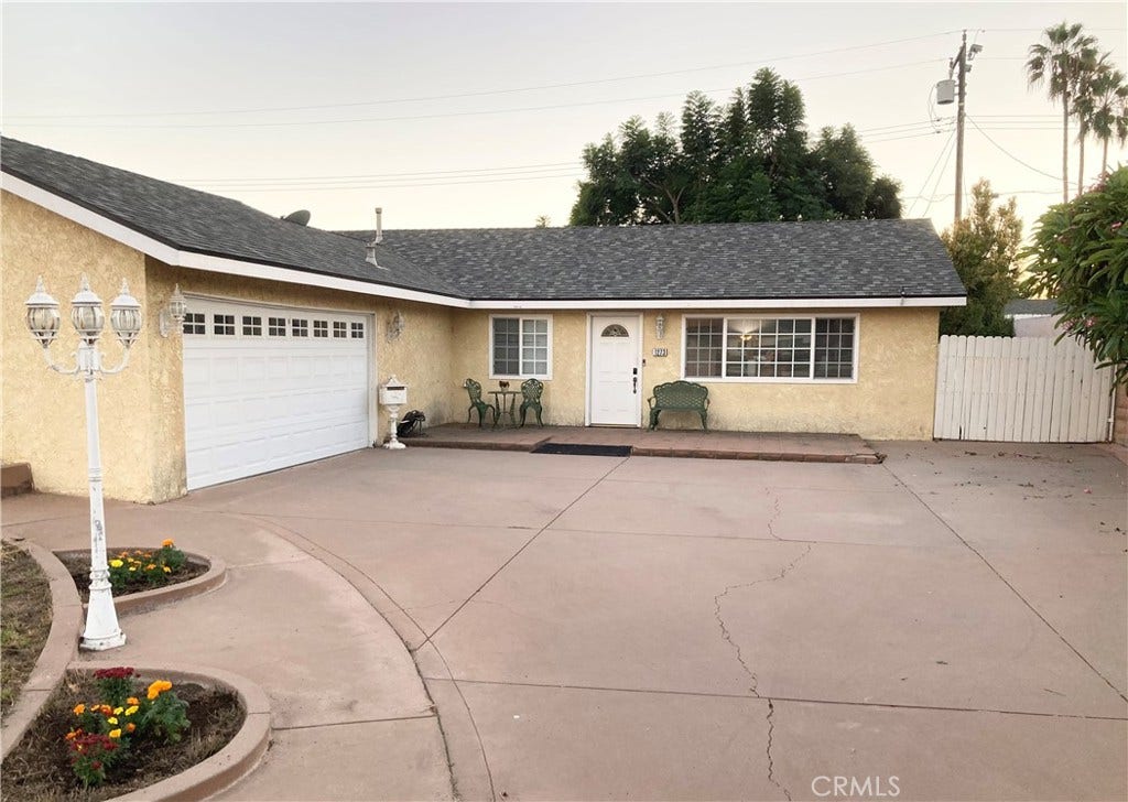 1273 Elsinor Avenue, Ventura, CA 93004 Welcome to 1273 Elsinor Avenue