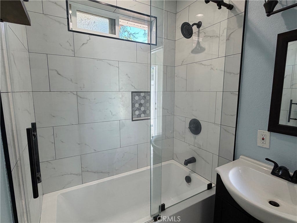 204 E I Street, Ontario, CA 91764 204 E I Street, Ontario, CA 91764