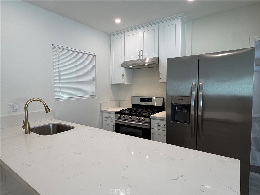 204 E I Street, Ontario, CA 91764 204 E I Street, Ontario, CA 91764