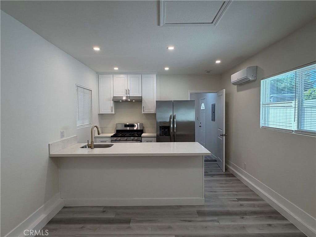 204 E I Street, Ontario, CA 91764 204 E I Street, Ontario, CA 91764