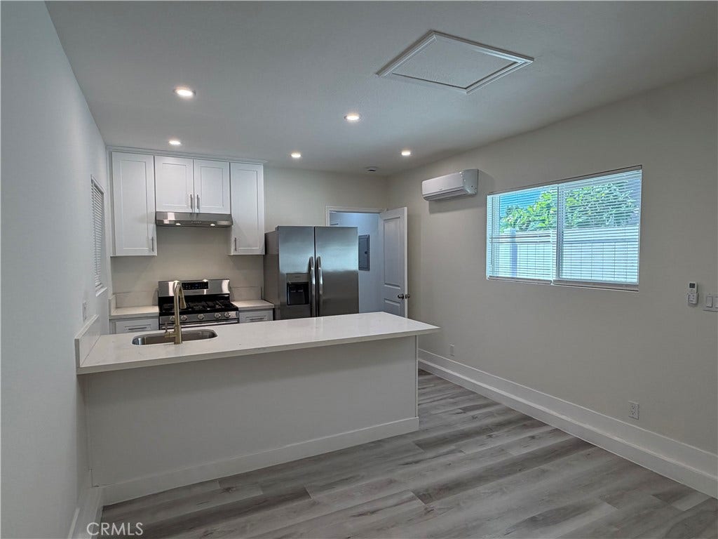 204 E I Street, Ontario, CA 91764 204 E I Street, Ontario, CA 91764