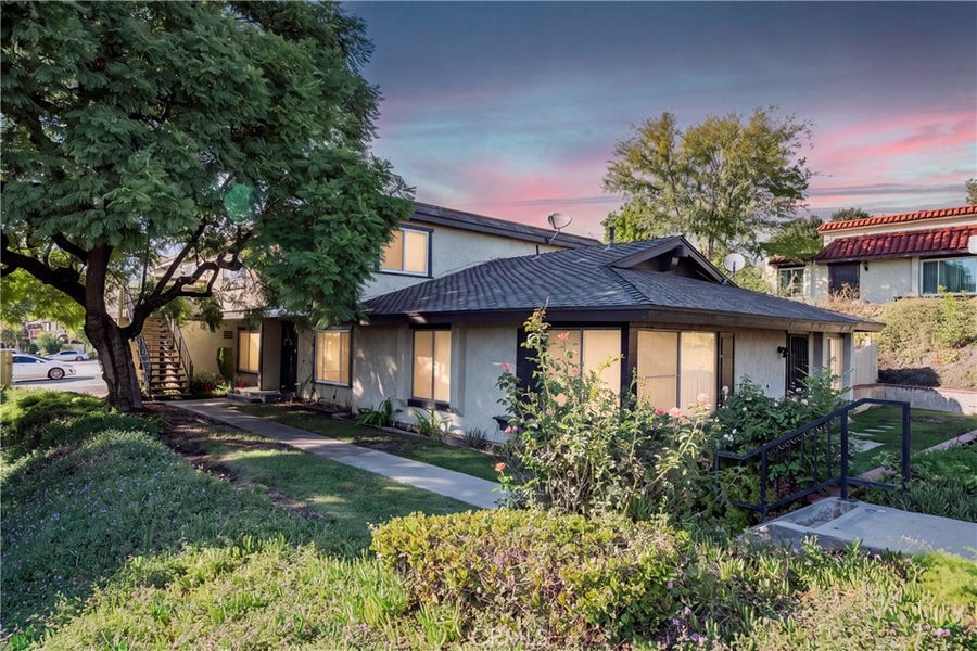 Property photo for 907 Cabrillo, Duarte, CA