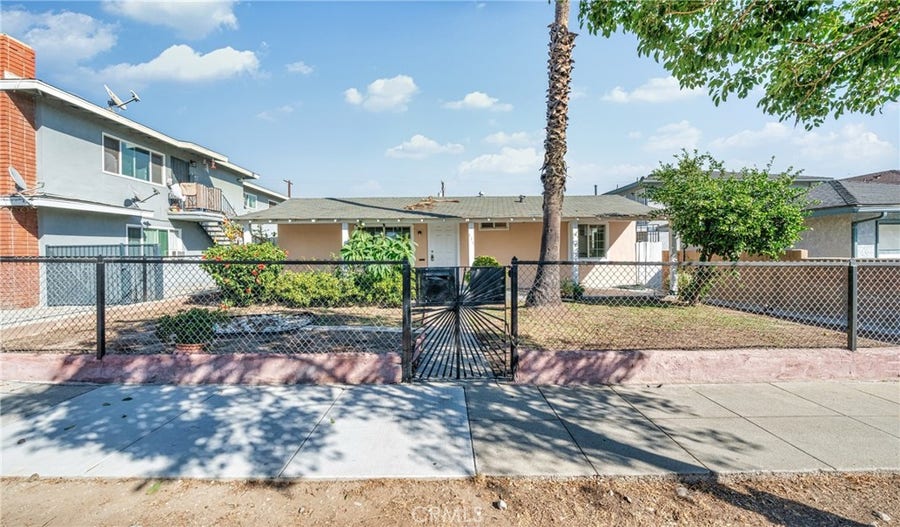Property photo for 630 N Angeleno, Azusa, CA