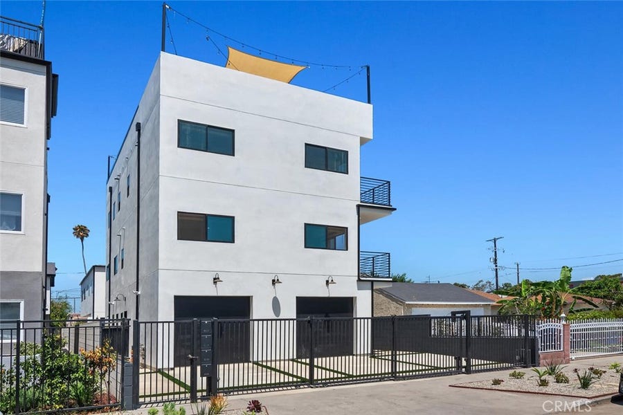 Property photo for 2633 S Cochran, Los Angeles, CA