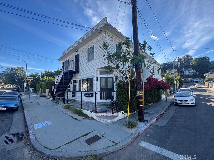Property photo for 434 E Avenue 28, Los Angeles, CA