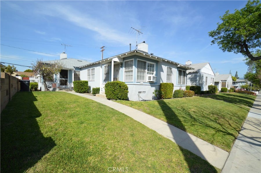 Property photo for 3009 W Victory Boulevard, Burbank, CA