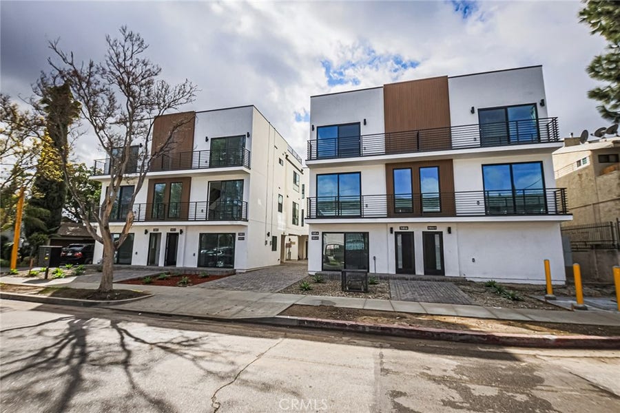 Property photo for 11814 Gilmore Street, North Hollywood, CA