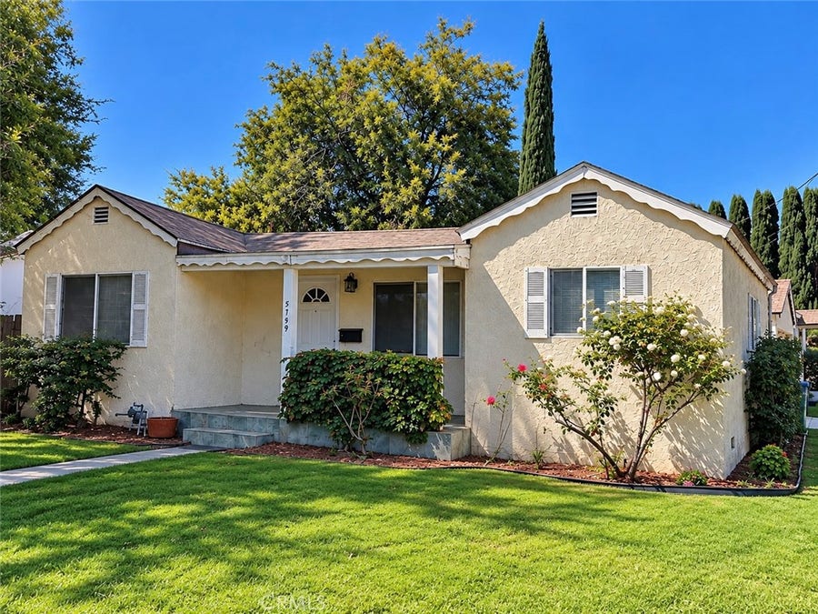 Property photo for 5759 Hazeltine, Van Nuys, CA