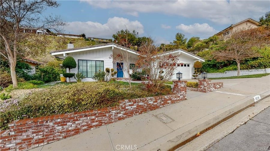 Property photo for 3119 Mesa Verde, Burbank, CA