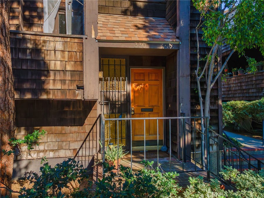 Property photo for 330 N 5th Street, Burbank, CA