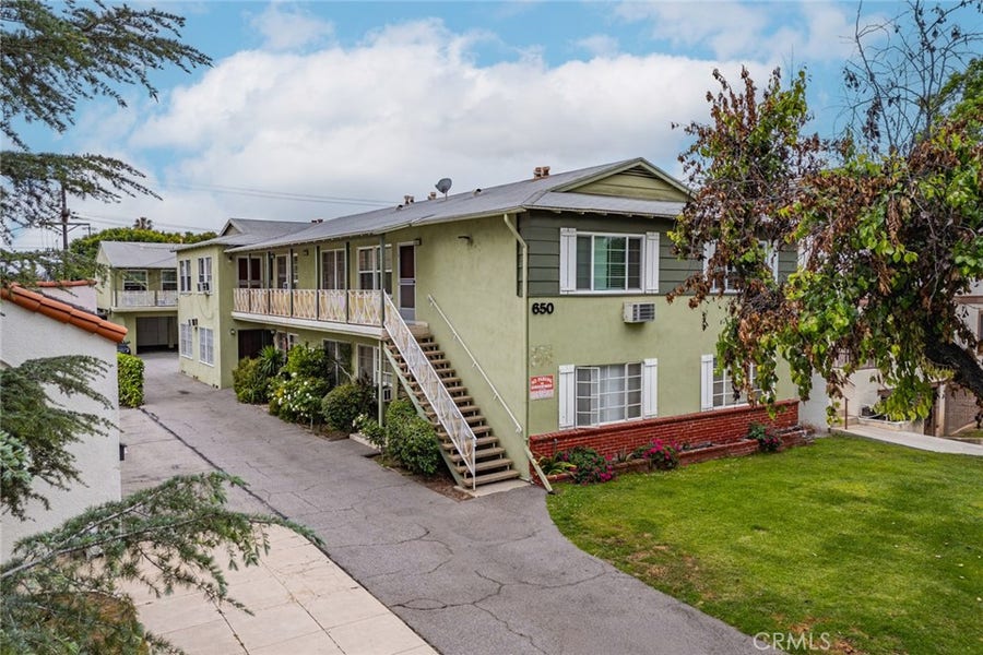 Property photo for 650 W Wilson, Glendale, CA