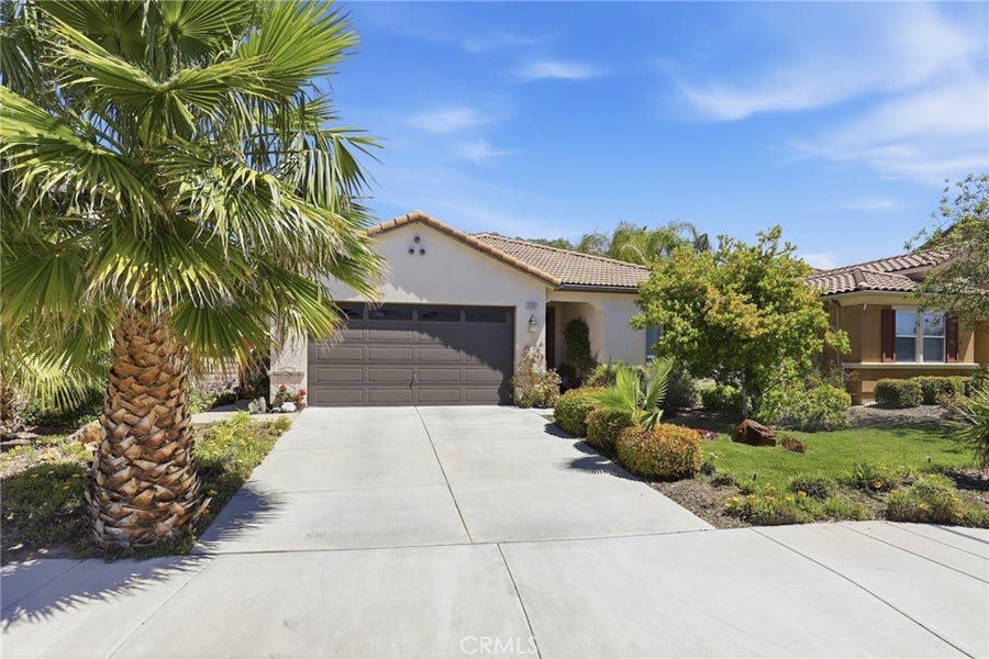 Property photo for 20317 Julia Lane, Saugus, CA