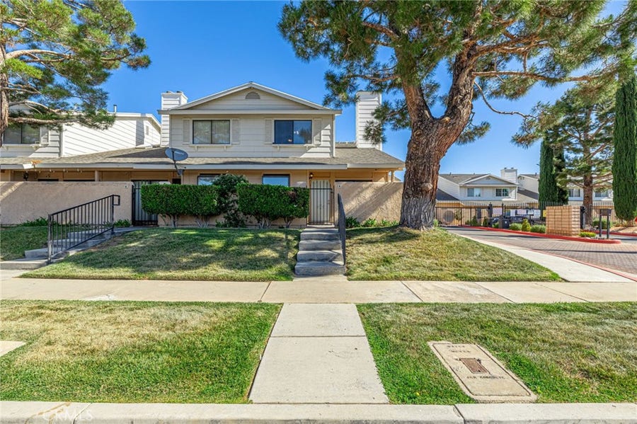 Property photo for 1105 Beechdale, #A, Palmdale, CA