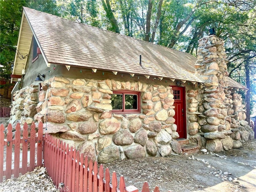 Property photo for 2775 View, Running Springs, CA
