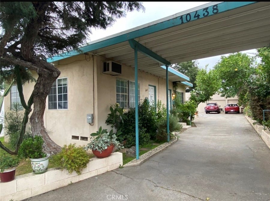Property photo for 10438 Scoville Avenue, Sunland, CA