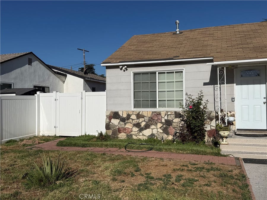 Property photo for 7045 Lindley, Reseda, CA