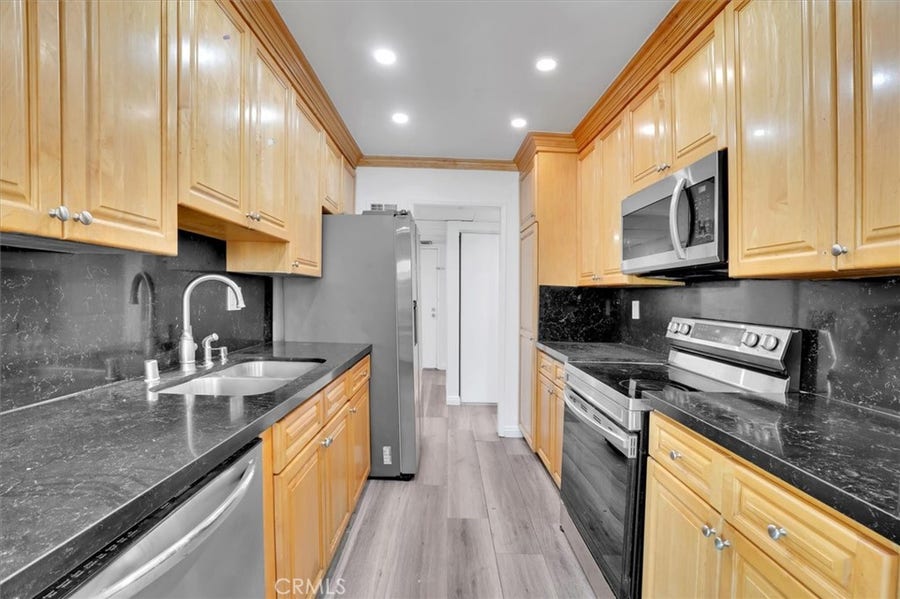 Property photo for 5412 Lindley Avenue, #110, Encino, CA