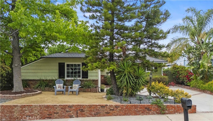 Property photo for 8407 Broadacre Drive, Sun Valley, CA