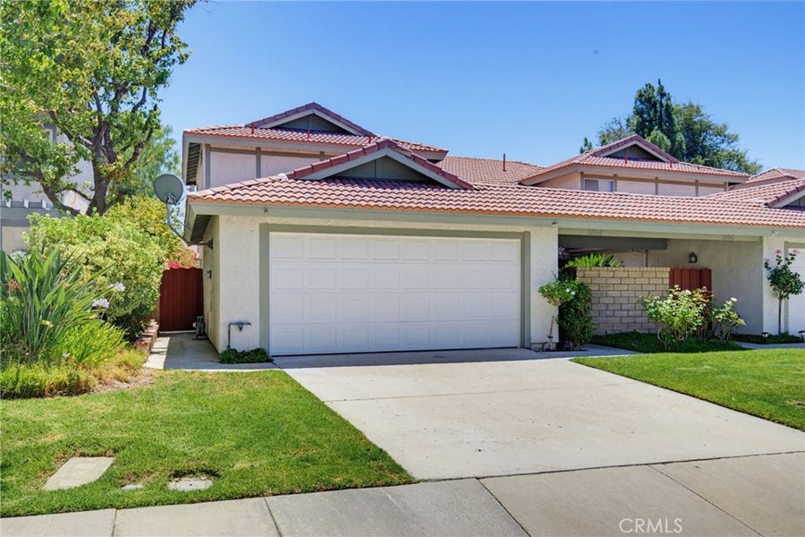Property photo for 28948 Marilyn Drive, Canyon Country, CA