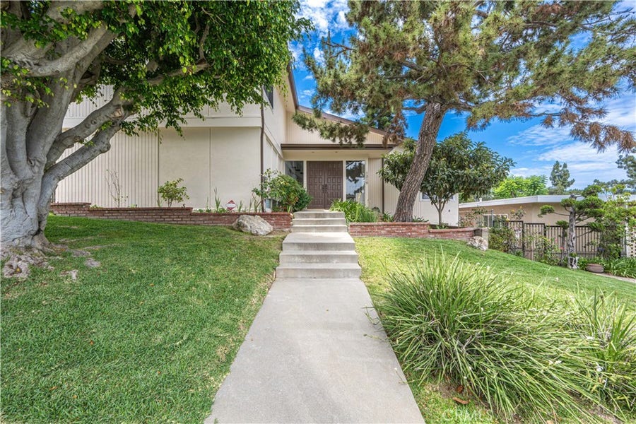 Property photo for 1319 Via Del Rey, South Pasadena, CA