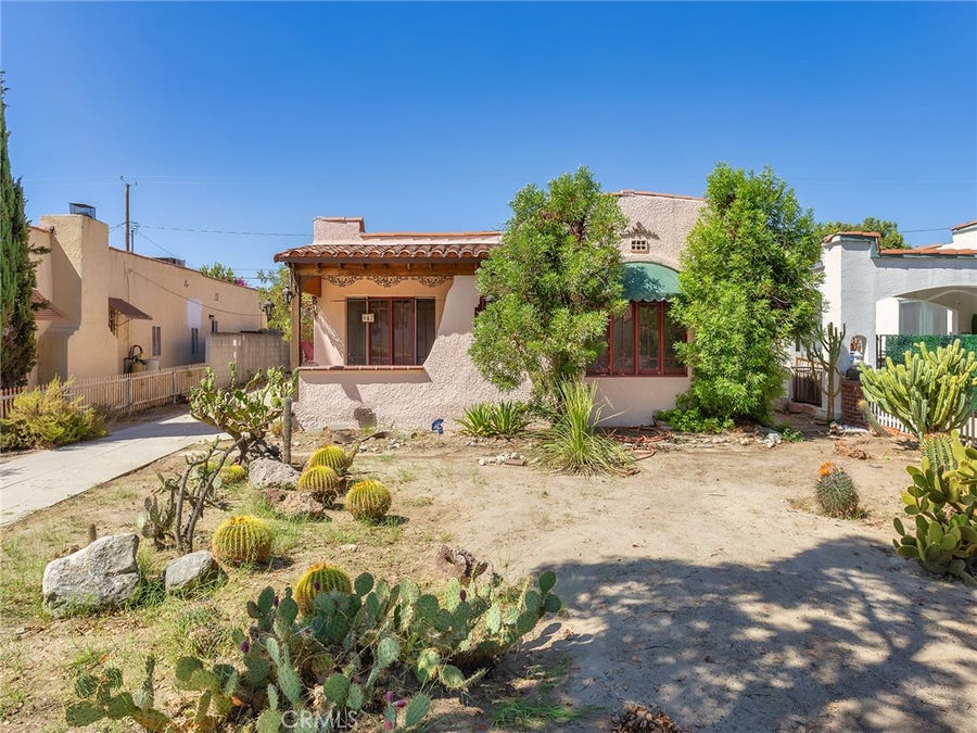 Property photo for 947 N Lincoln Street, Burbank, CA